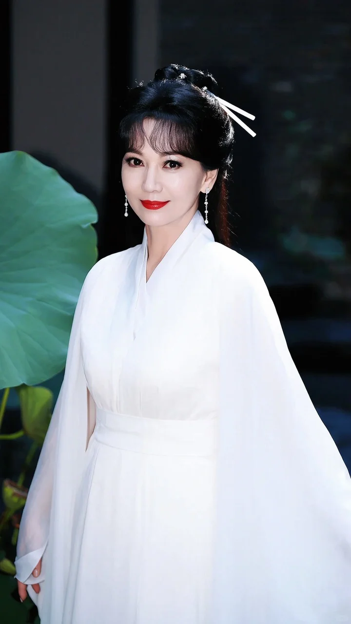 白娘子AI剧照