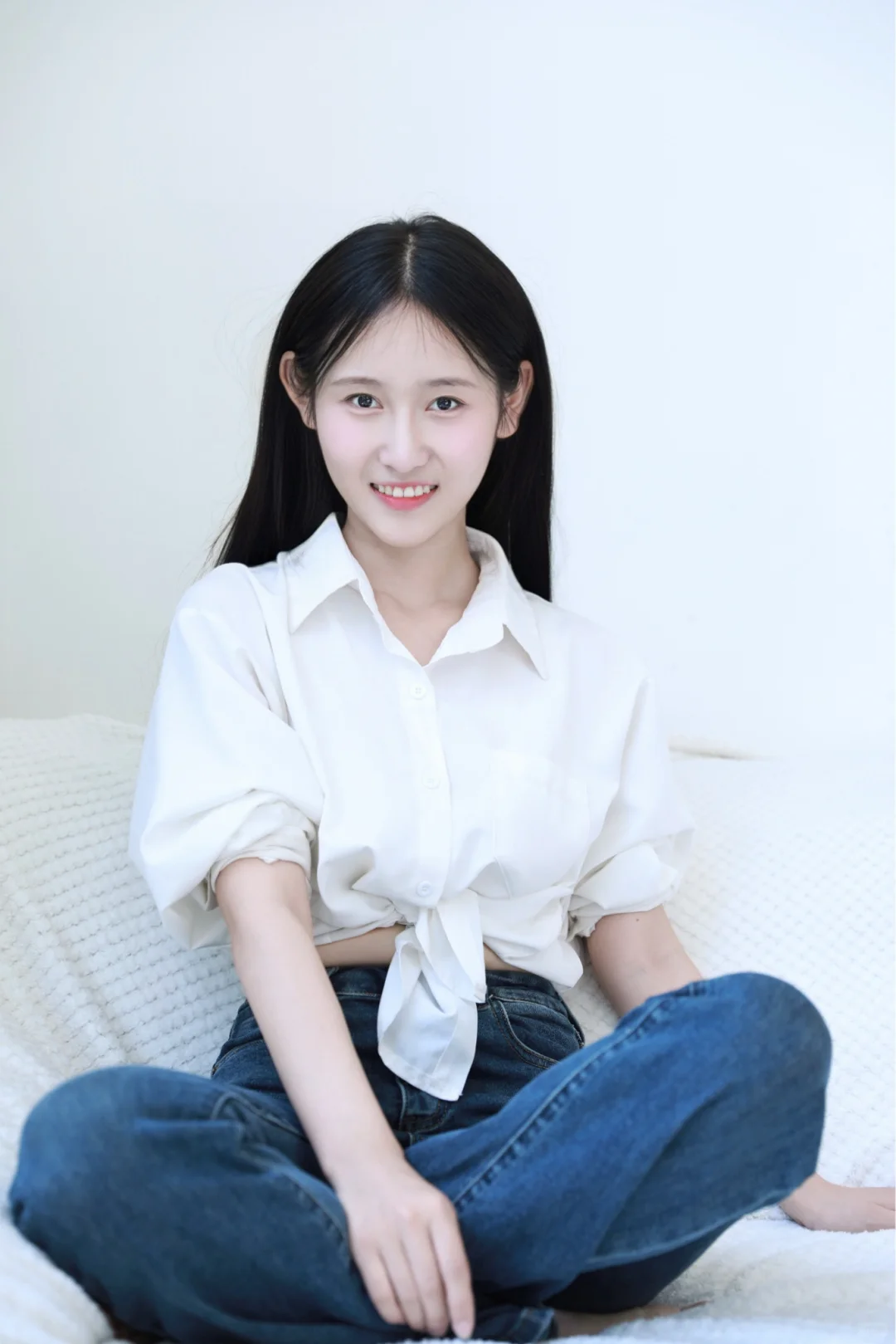 零成本!客厅沙发也能拍绝美Casting照