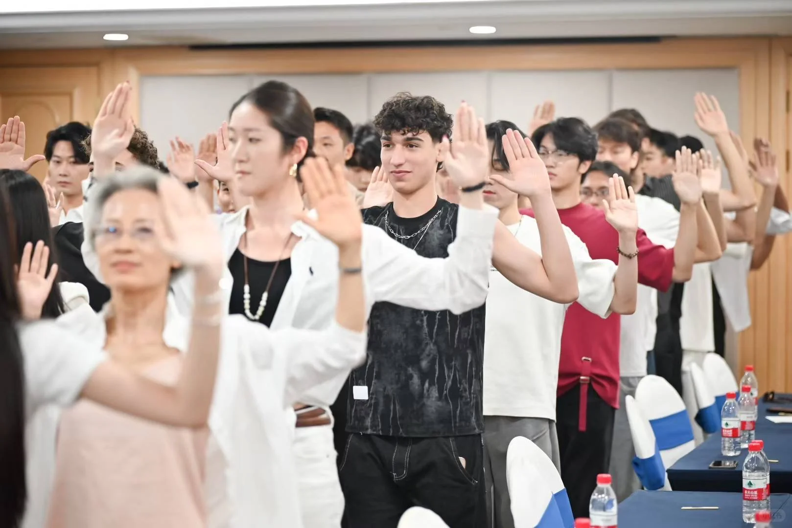 杭州模特公司日常培训 大量招人ing?