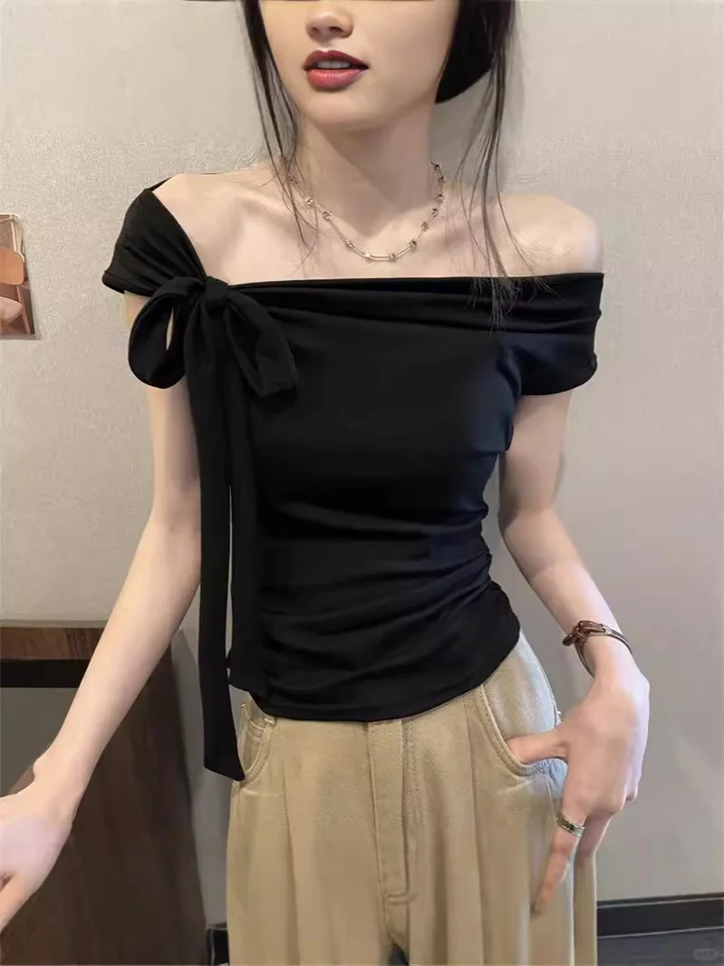 纯欲天花板?褶皱绑带太会！显瘦到尖叫