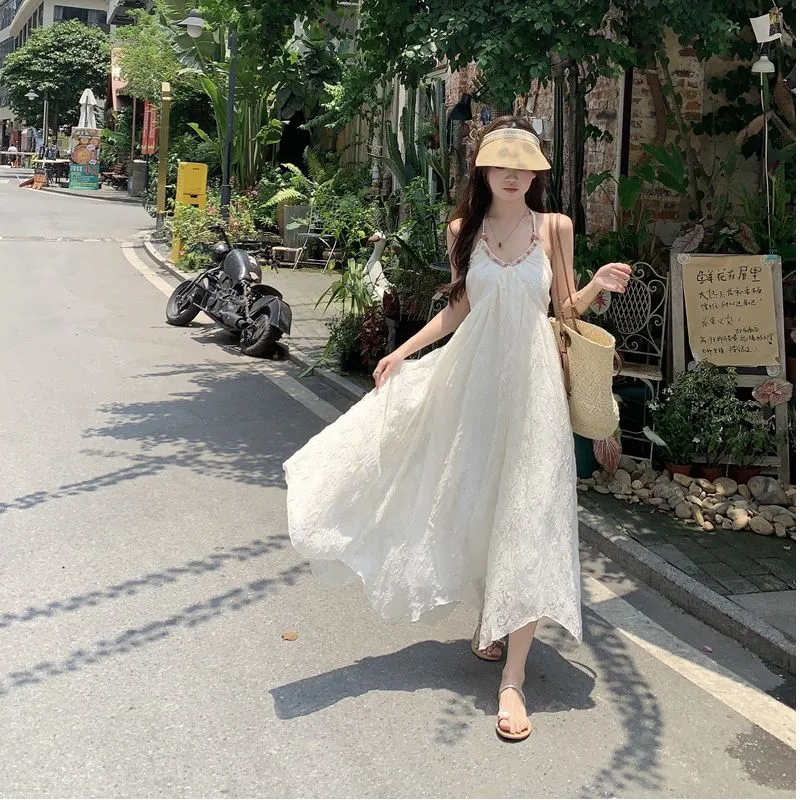 法式纯欲风露背挂脖吊带长裙,夏日甜心必备