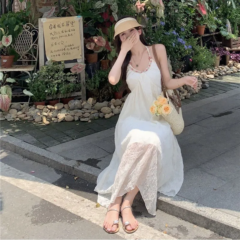 法式纯欲风露背挂脖吊带长裙,夏日甜心必备