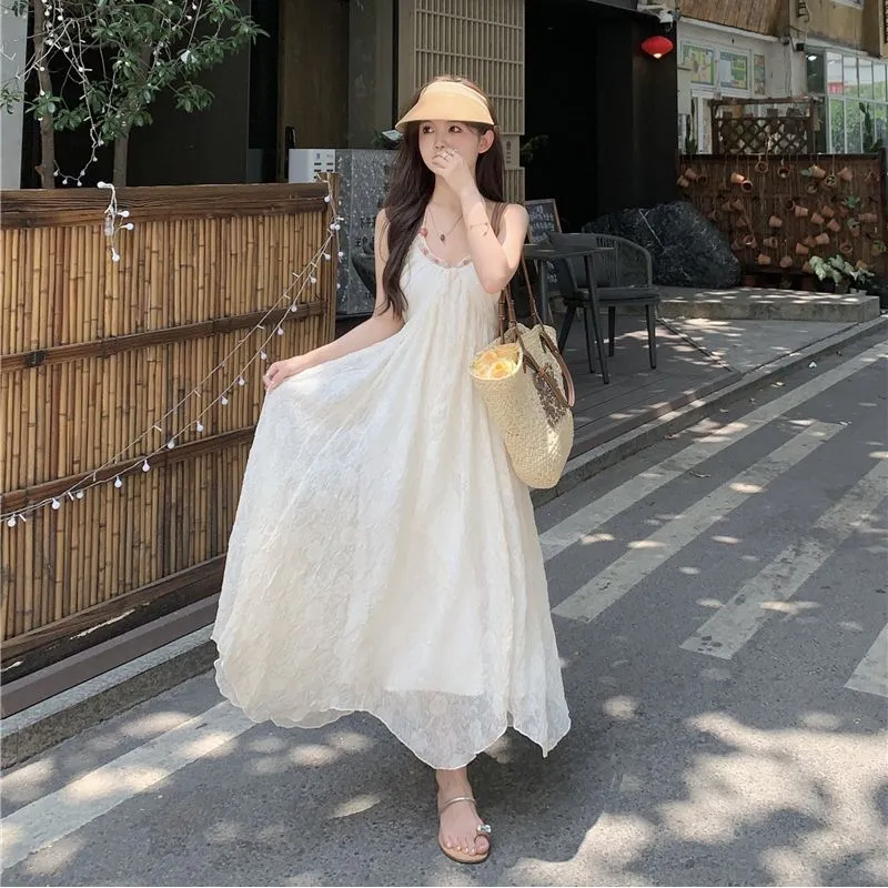 法式纯欲风露背挂脖吊带长裙,夏日甜心必备