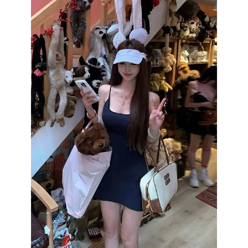 ?2025夏季必备!纯欲风吊带连衣裙让你美翻整个夏天✨