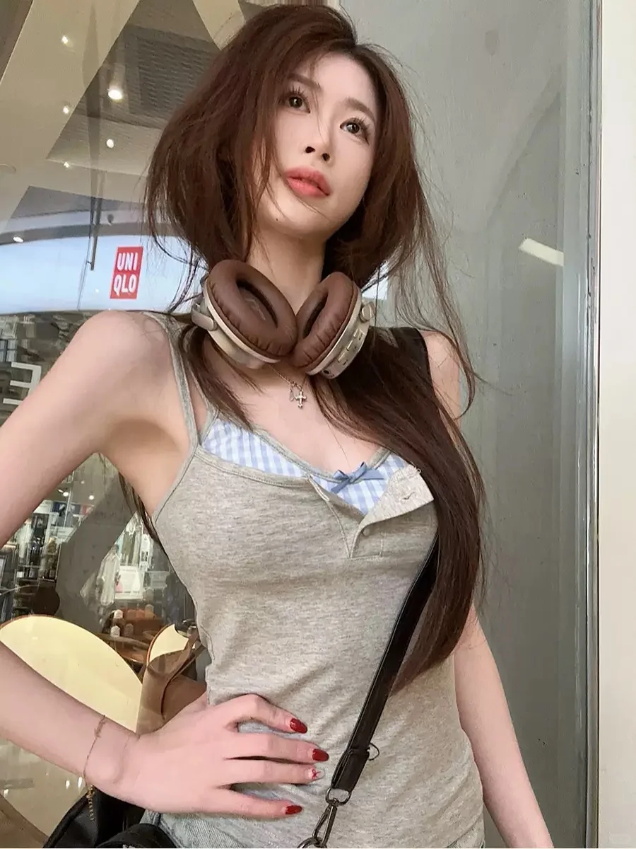 纯欲感拉满!假两件格子T恤