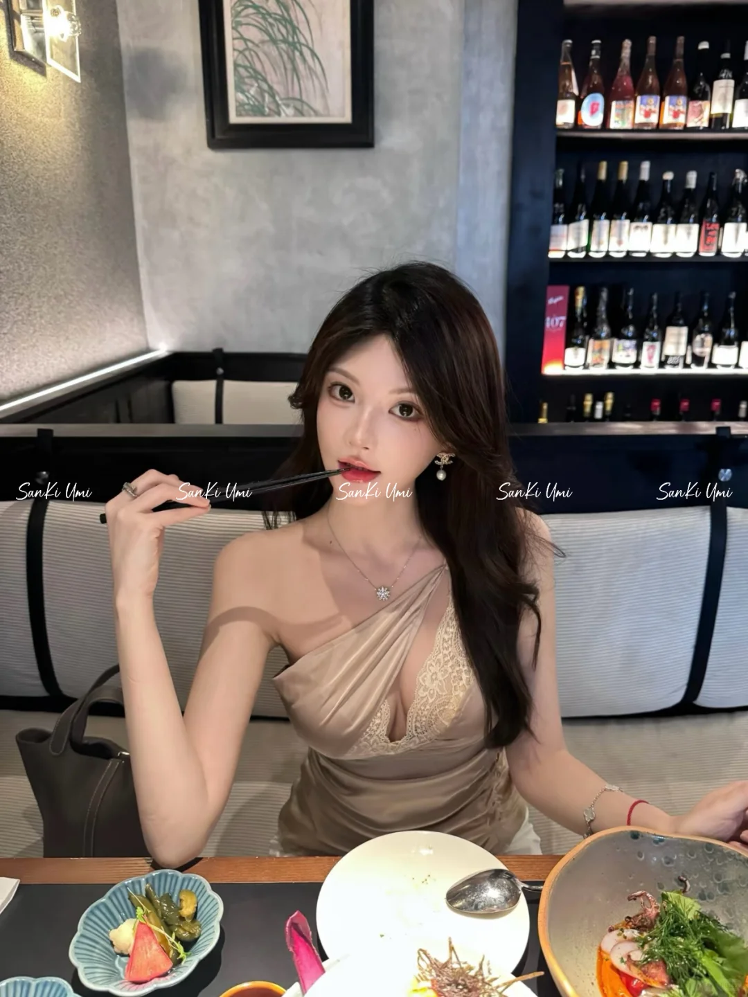 蕾丝斜肩吊带✨纯欲辣妹的褶皱小心机