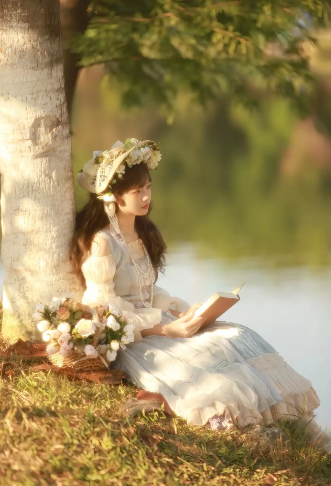 小湖边拍到的法式少女~?邯郸