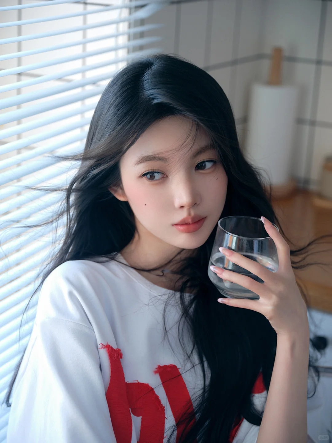 男友视角?一眼心动的居家纯欲感少女写真