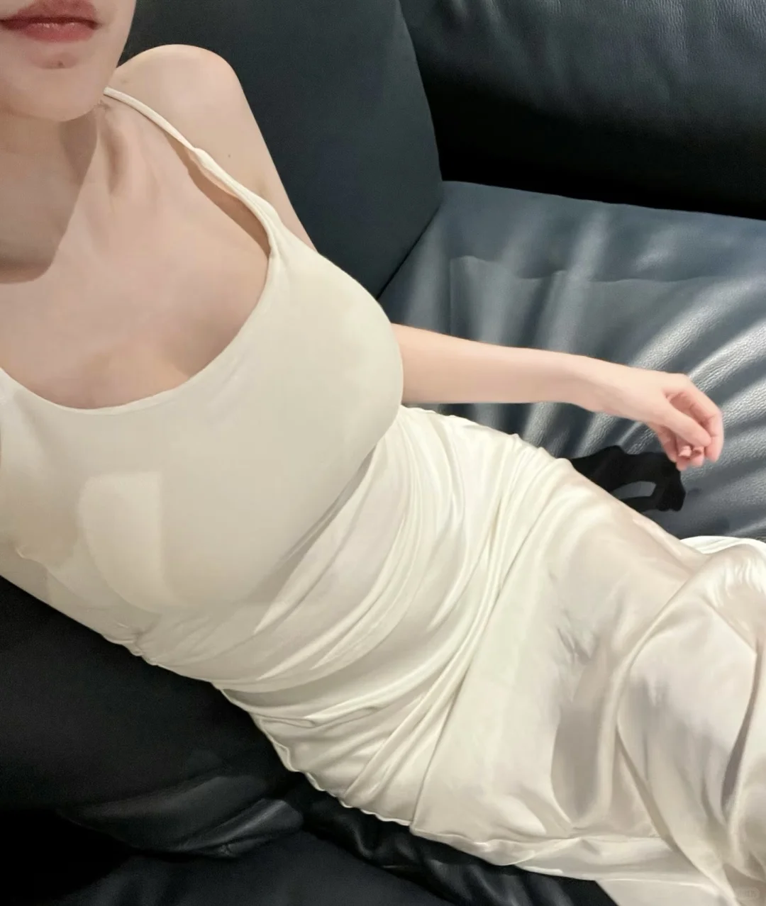 自带氛围感白月光吊带！温柔又清纯！ 宝宝们！