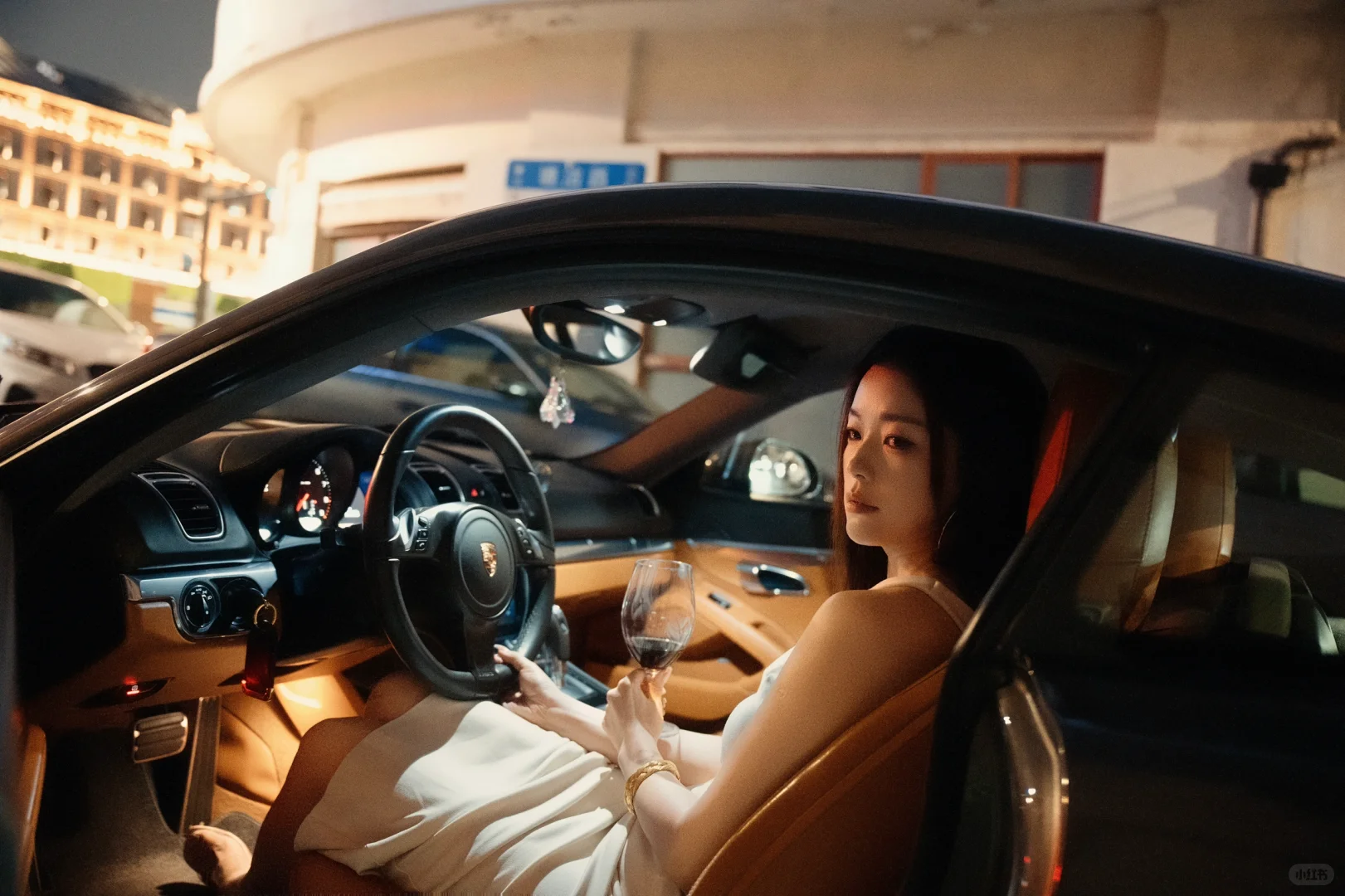 北外滩塘沽路拍跑车模特｜附机位