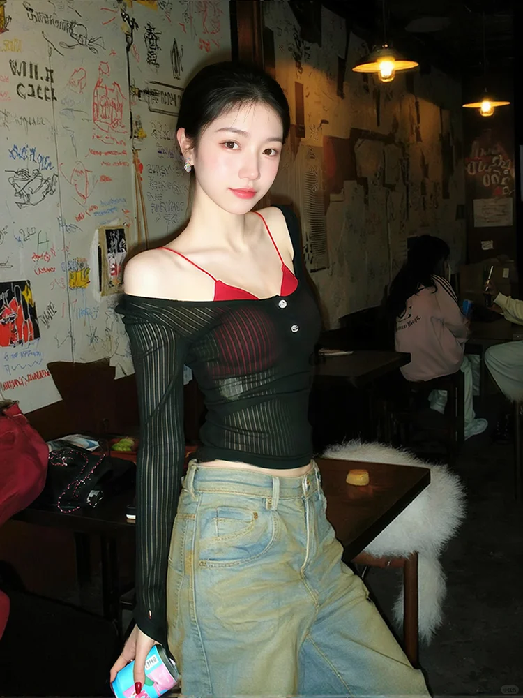 ⚫️纯欲辣妹OOTD｜V领叠穿套装拿捏纯欲氛围感