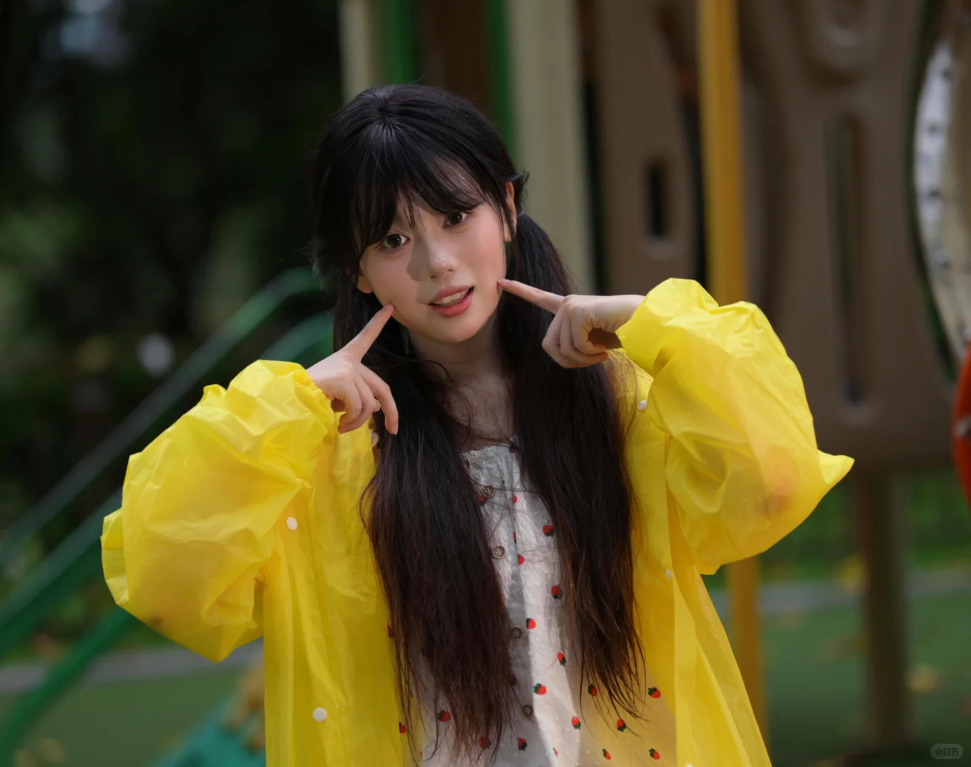 游乐场少女