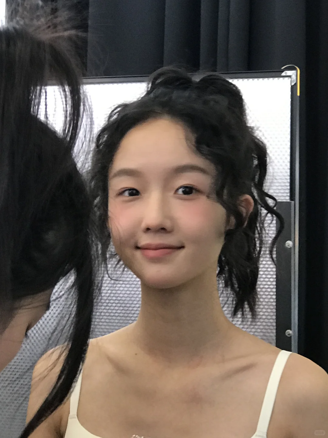 哎?骗人的吧?这么可爱的女孩子……
