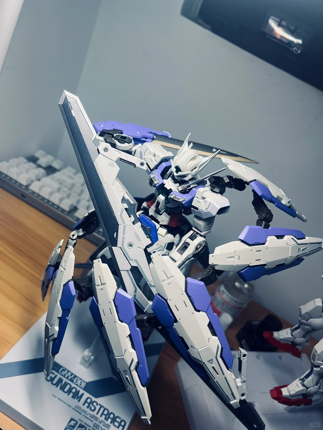 白色正义女神