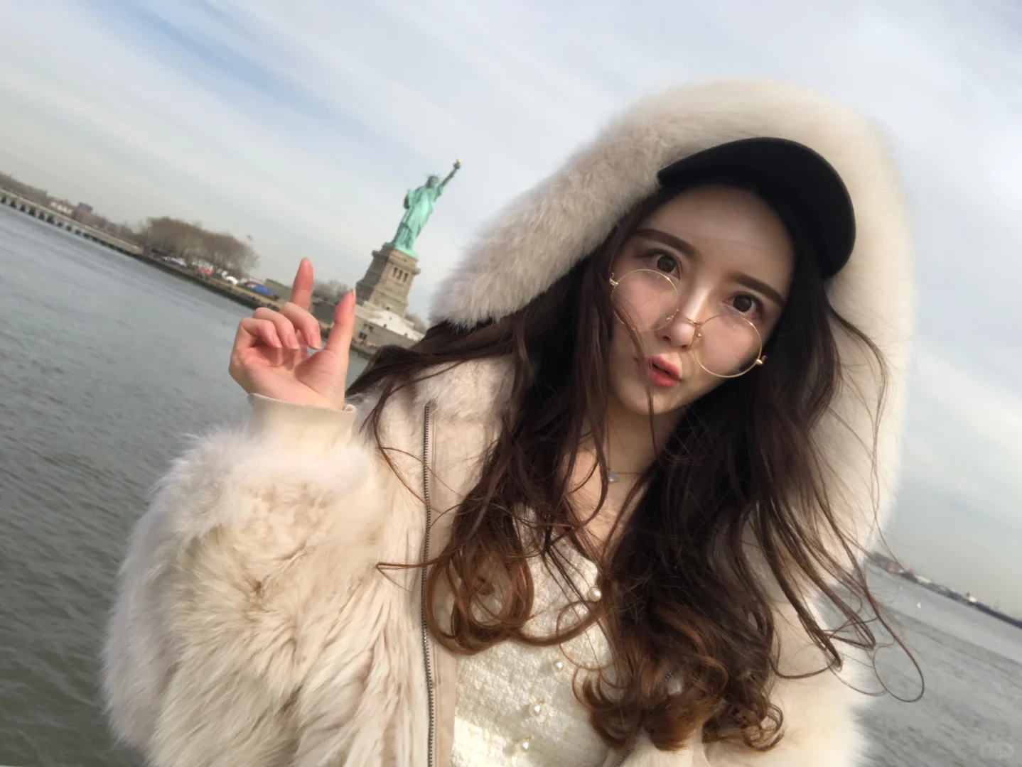 你好美利坚——与自由女神合影?