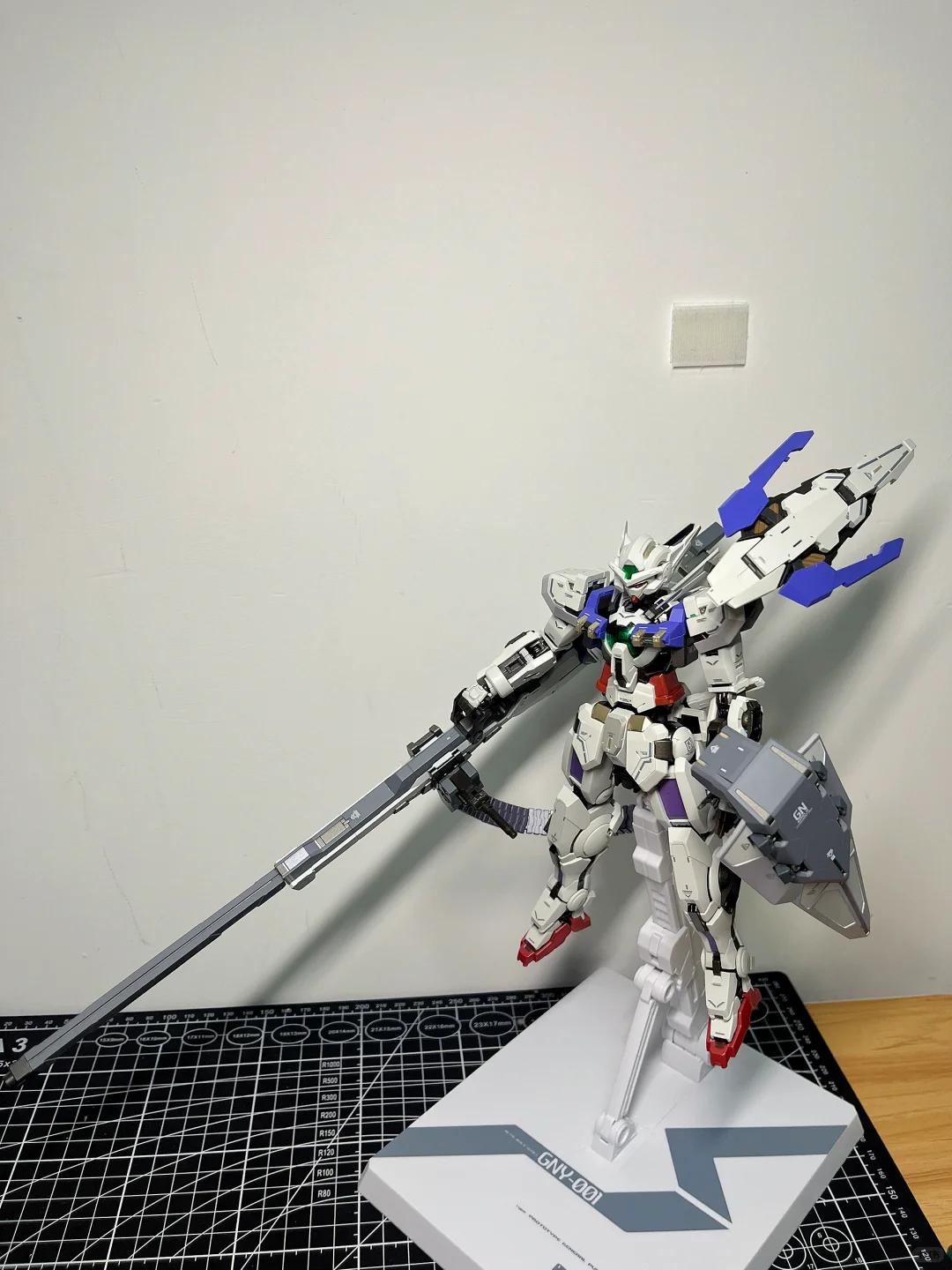 白色正义女神