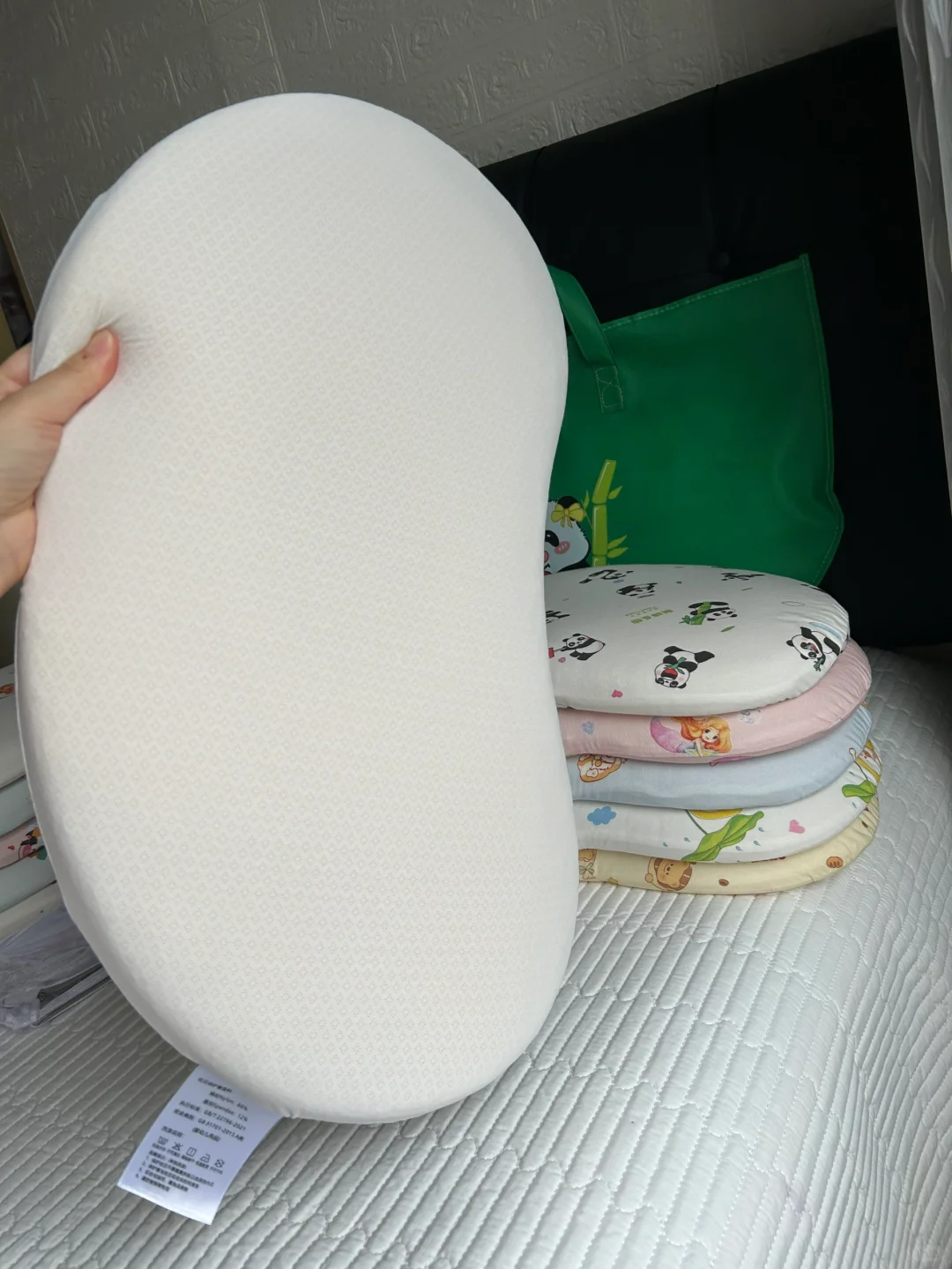 新品 】 急招??奶嘴同源硅胶枕体验官