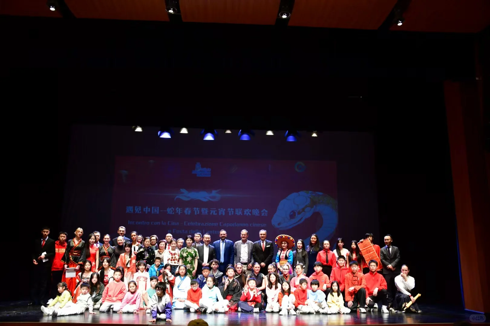 实习生助力俄庆典,青春添彩外交年