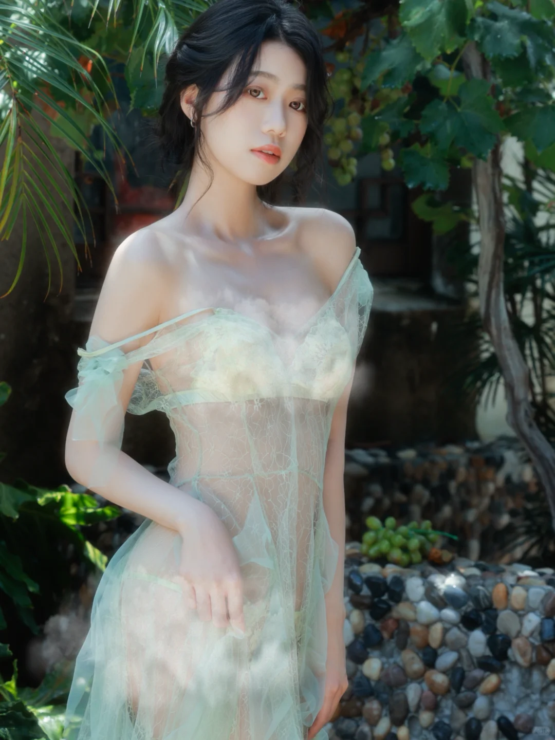 夏天就应该泡在泳池里玩水?