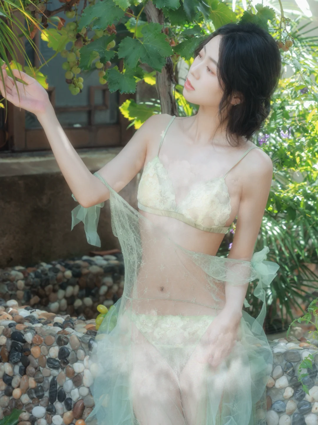 夏天就应该泡在泳池里玩水?