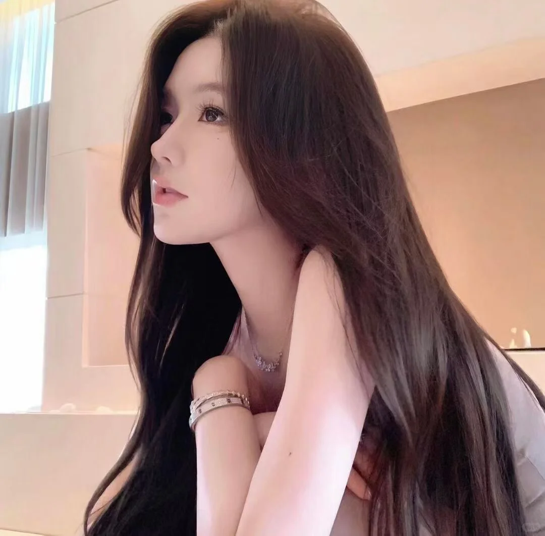 头像女生ins高级质感干净