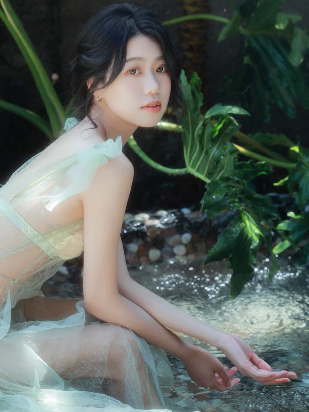 夏天就应该泡在泳池里玩水?