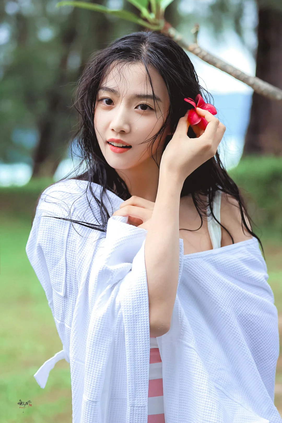 卢昱晓夏日纯欲风,甜妹天花板!
