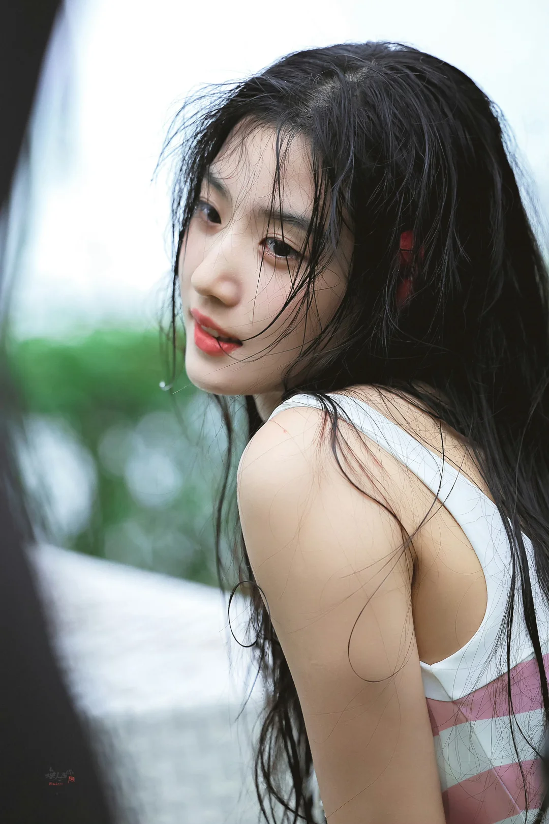 卢昱晓夏日纯欲风,甜妹天花板!