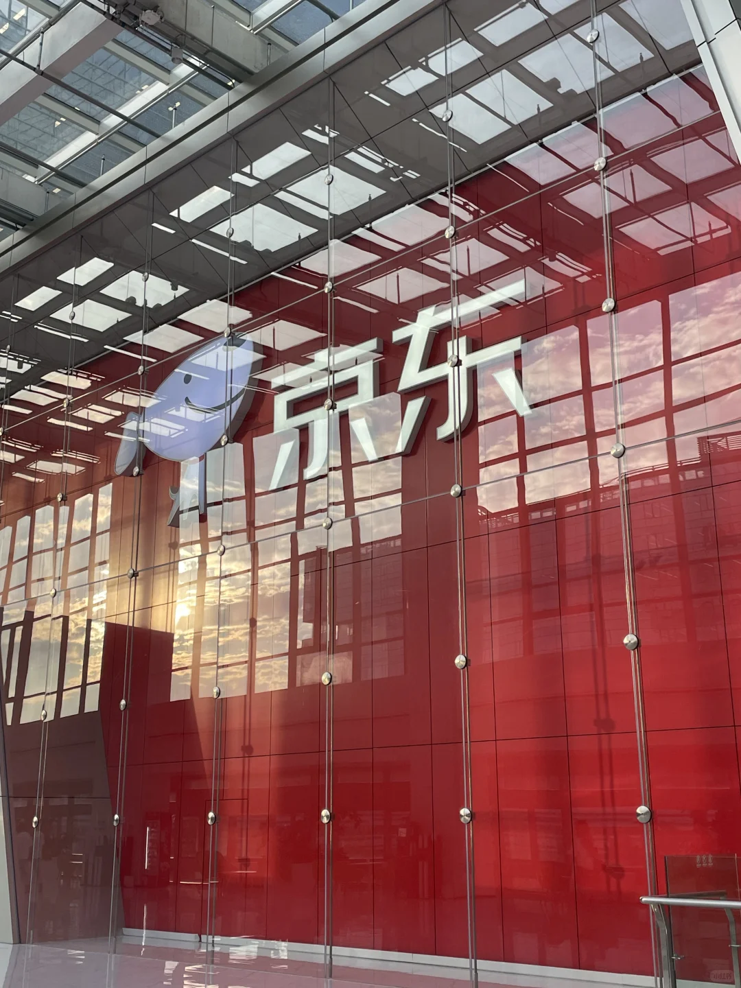 实习免费住公寓？东子你是懂年轻人痛点的！
