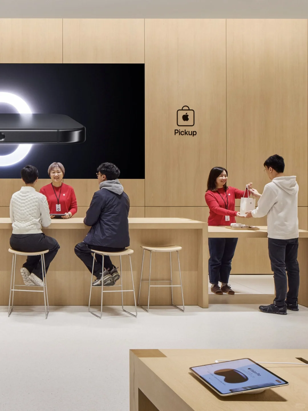 苹果：大连百年城店所有员工岗位不受影响
