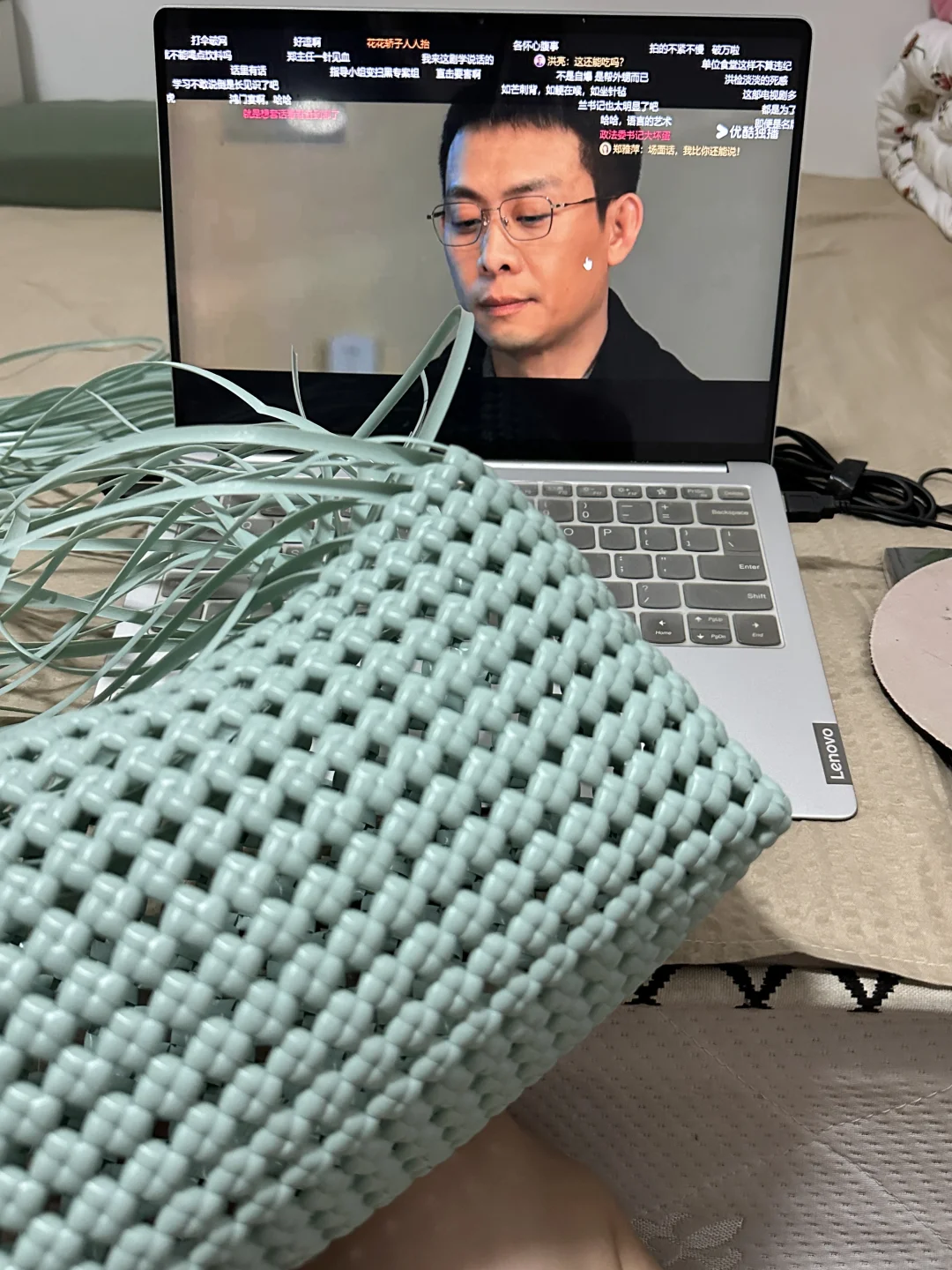 上班暂停|终于背上了自己编的藤编包??♀️