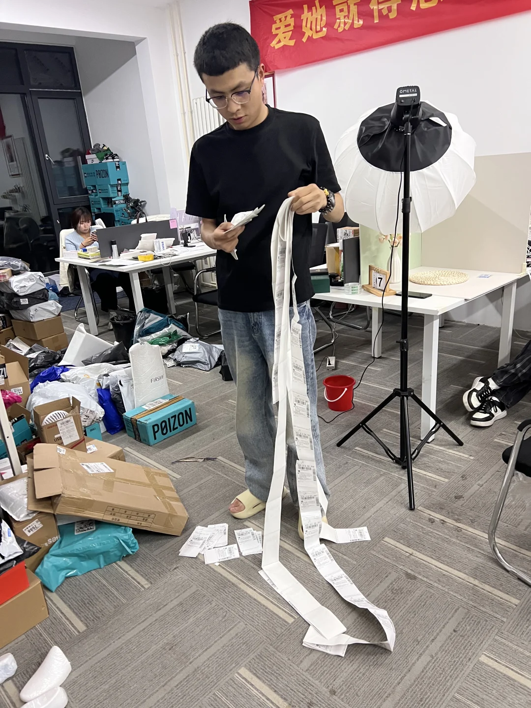 没想到吧？初中毕业生也能吃上互联网这碗饭