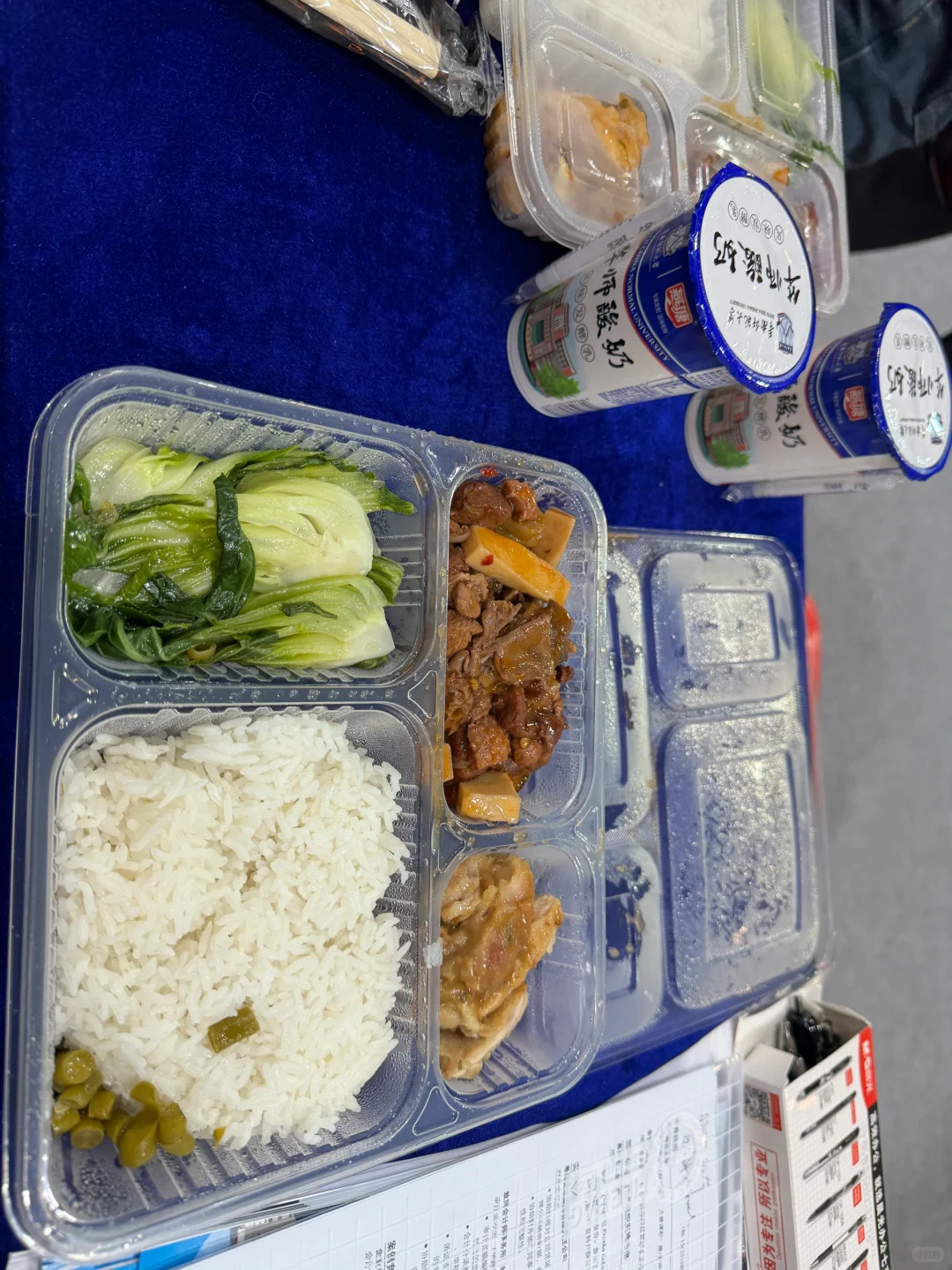华南师范大学盒饭、酸奶测评