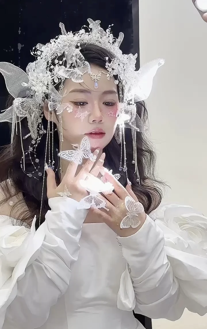 薇拉女神妆面特写