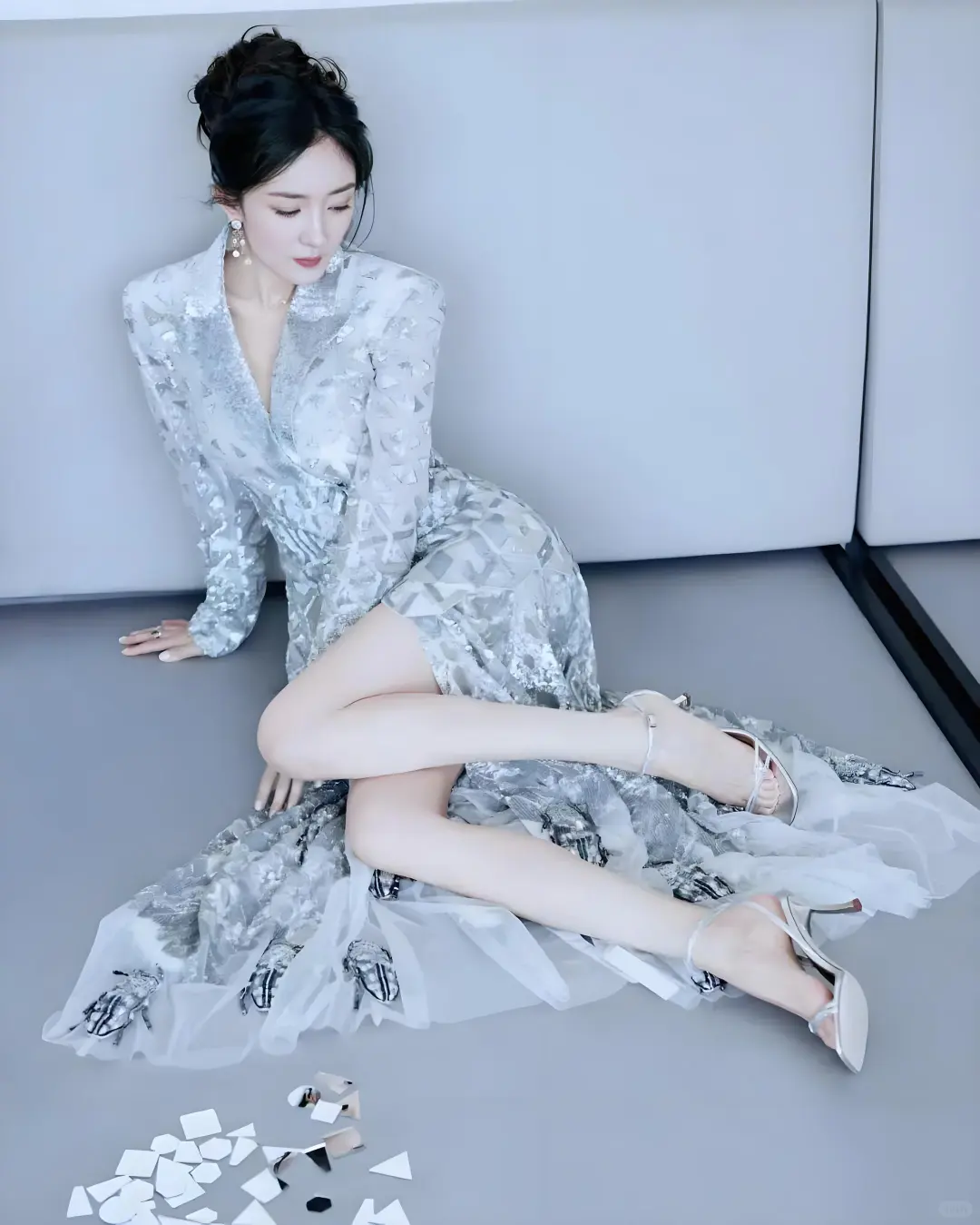 美女欣赏 图片来源网络侵权联系删除