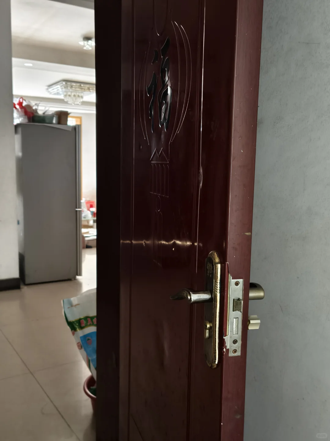 麻烦各位给主播一些建议吧????