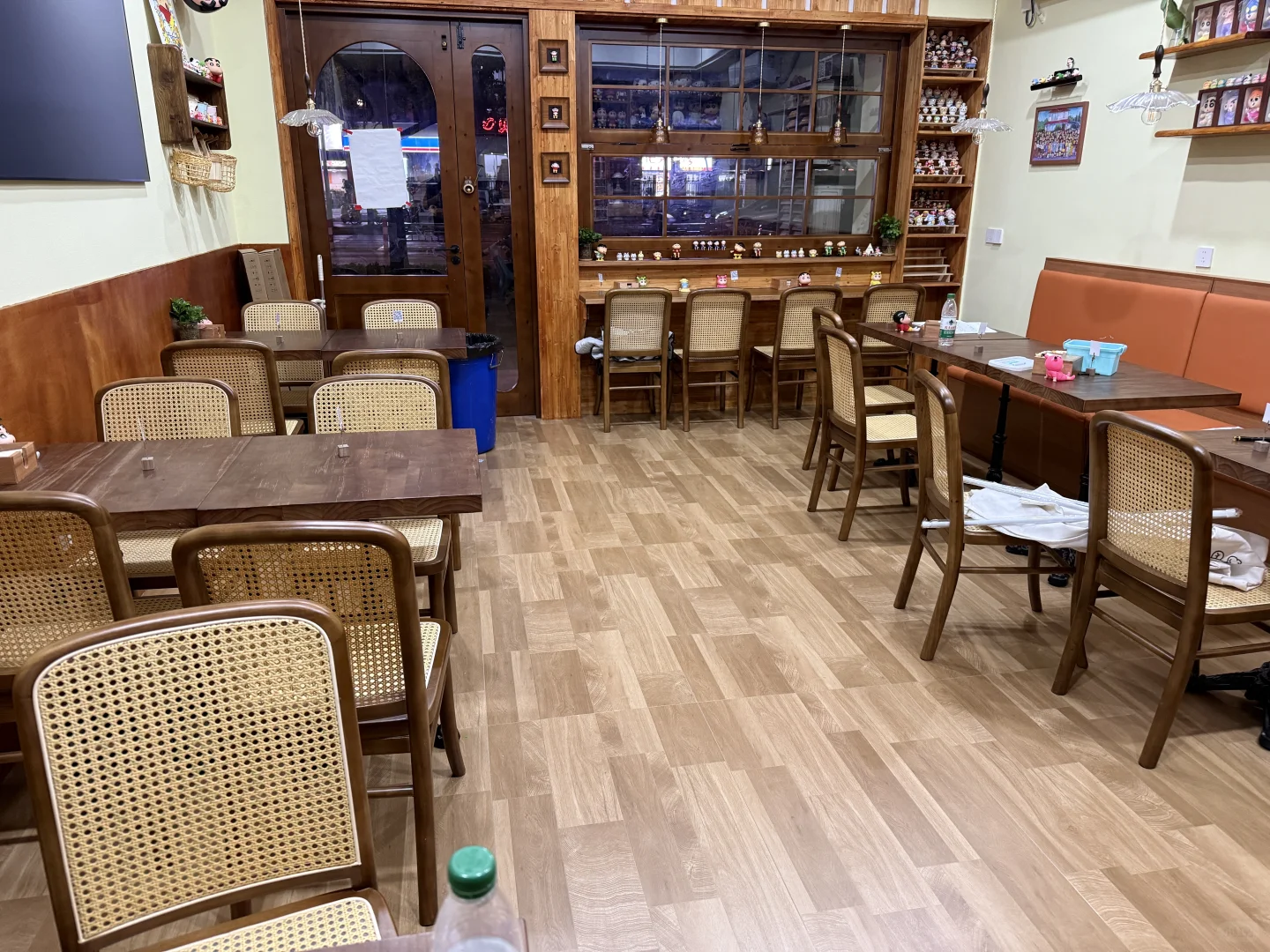 个人餐饮店铺,找员工(扬州)