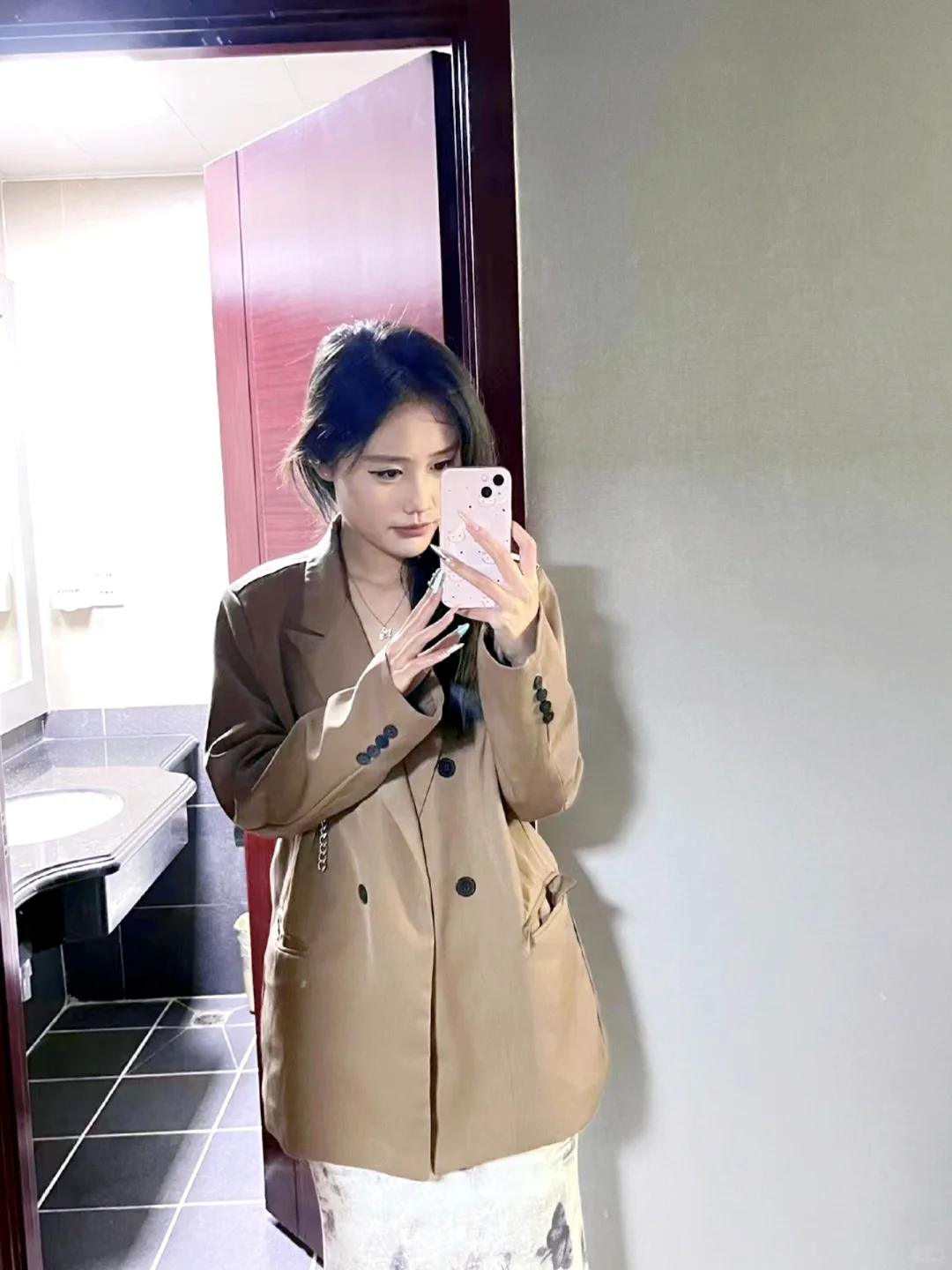 长这样能做好主播吗