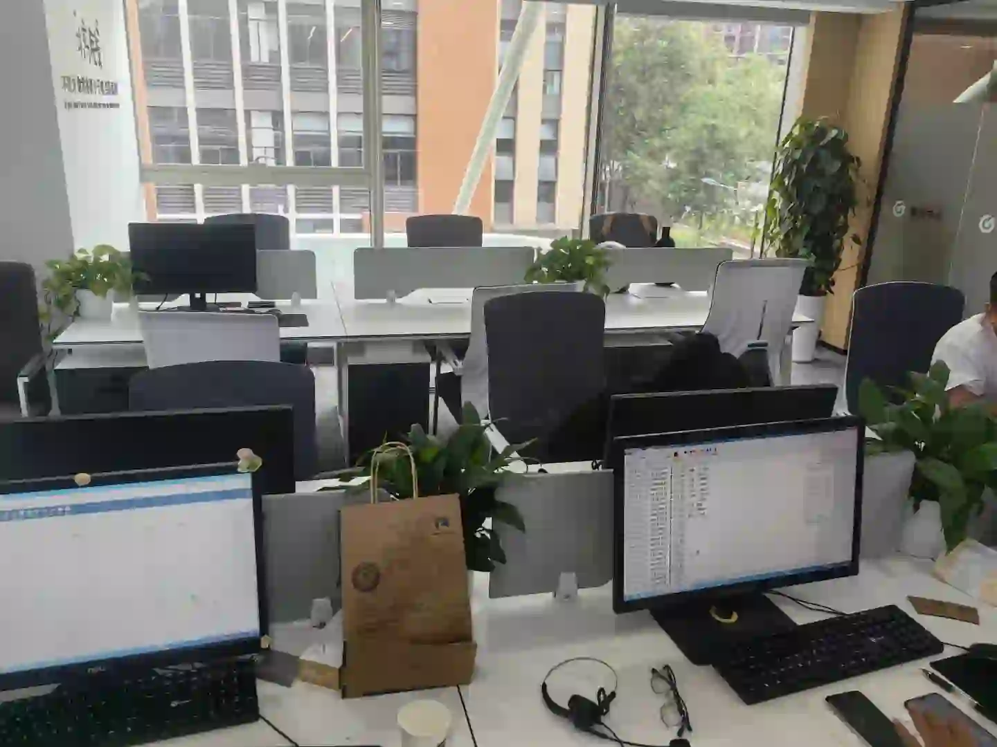 招人啦招人啦，华阳附近的看过来