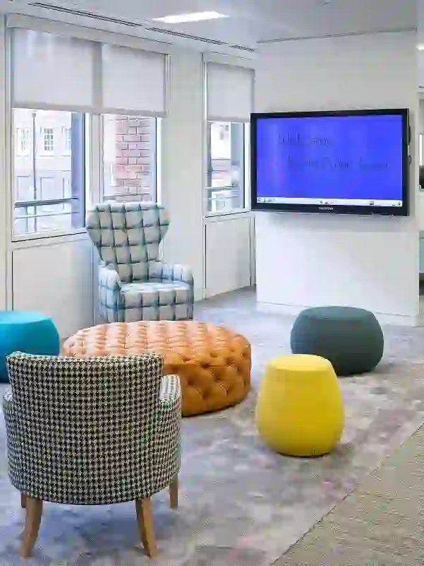 🇬🇧教育公司有人要来吗 要会普通话