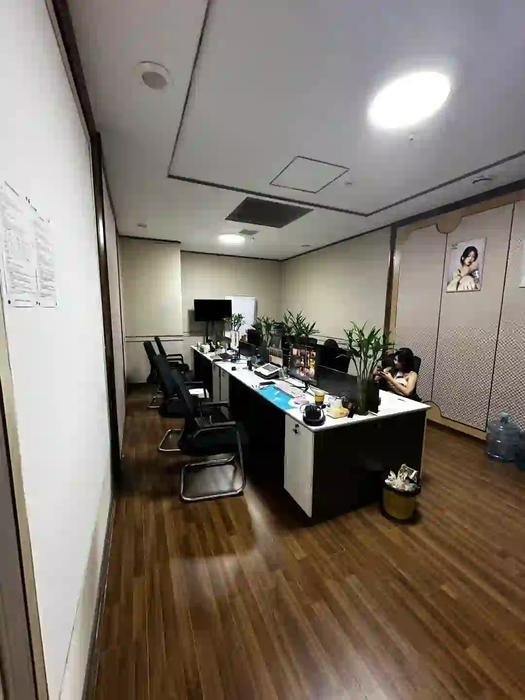 岗位全开！！！招人！！！暑假工也可以！！！