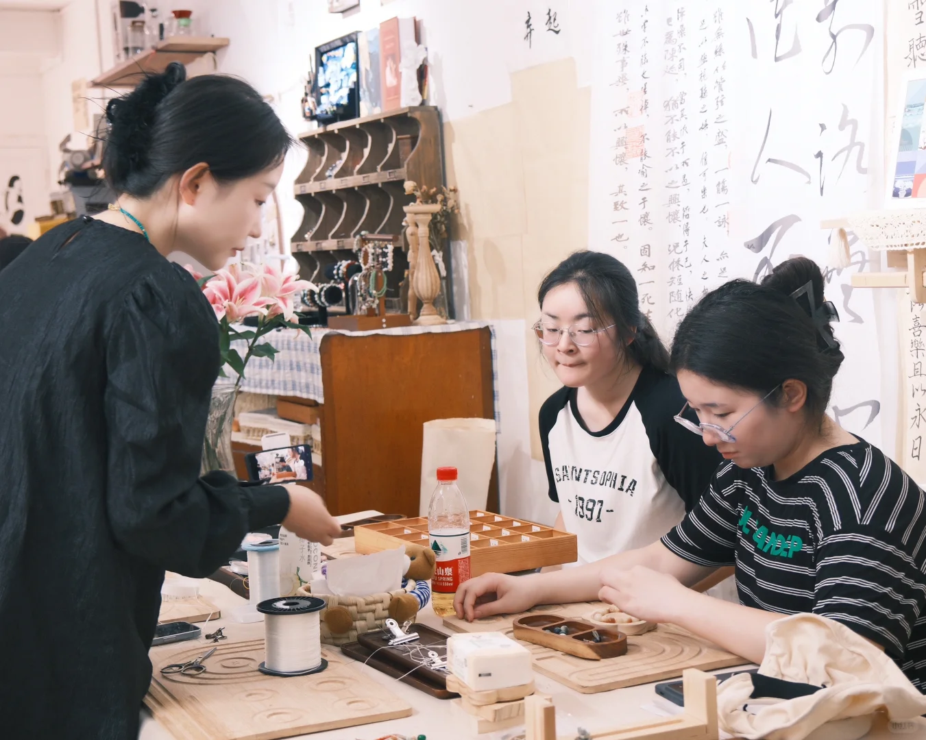 招聘‼️西安咖啡艺术串珠集合店招聘店长咯～