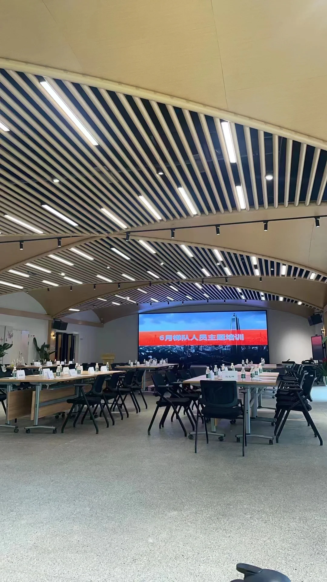 大公司招聘，想稳定工作的可聊