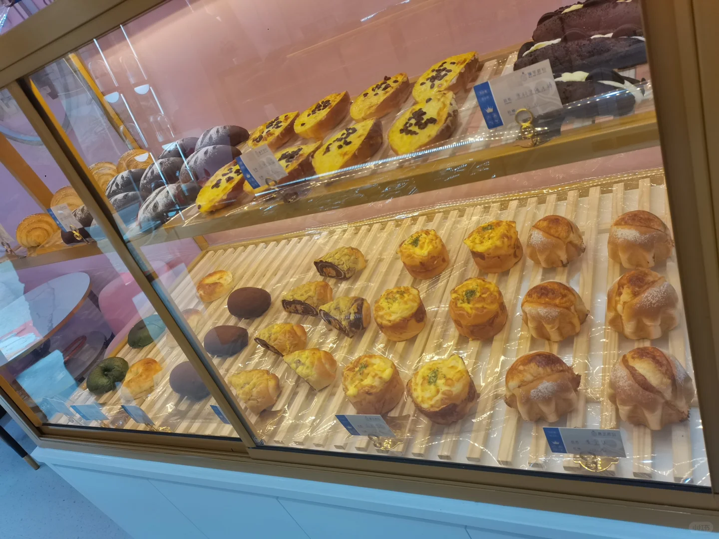 招聘男学徒一枚（烘焙.裱花）有基础优先