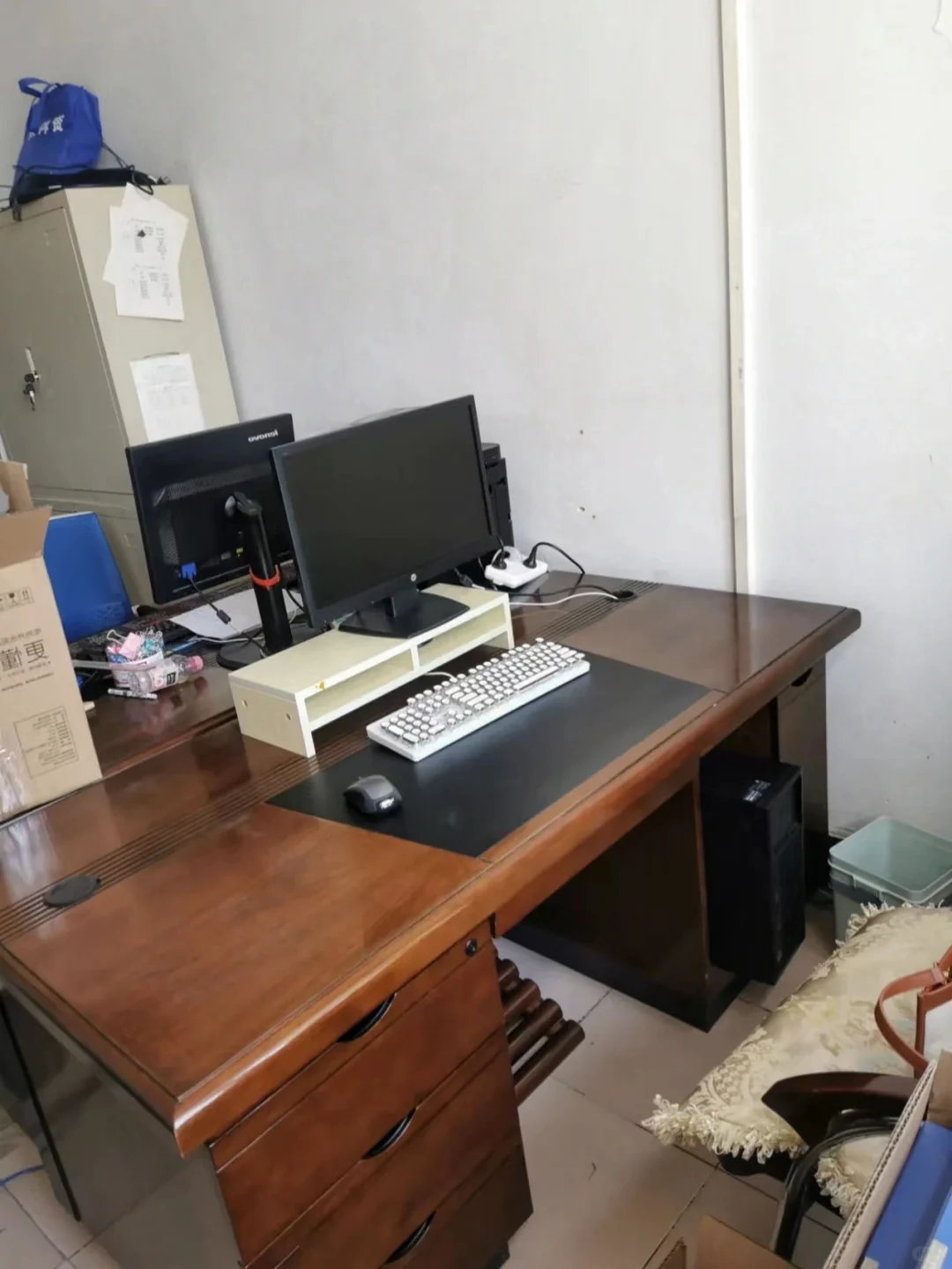 我姑姑是国企招聘的，她说春招大家都很水