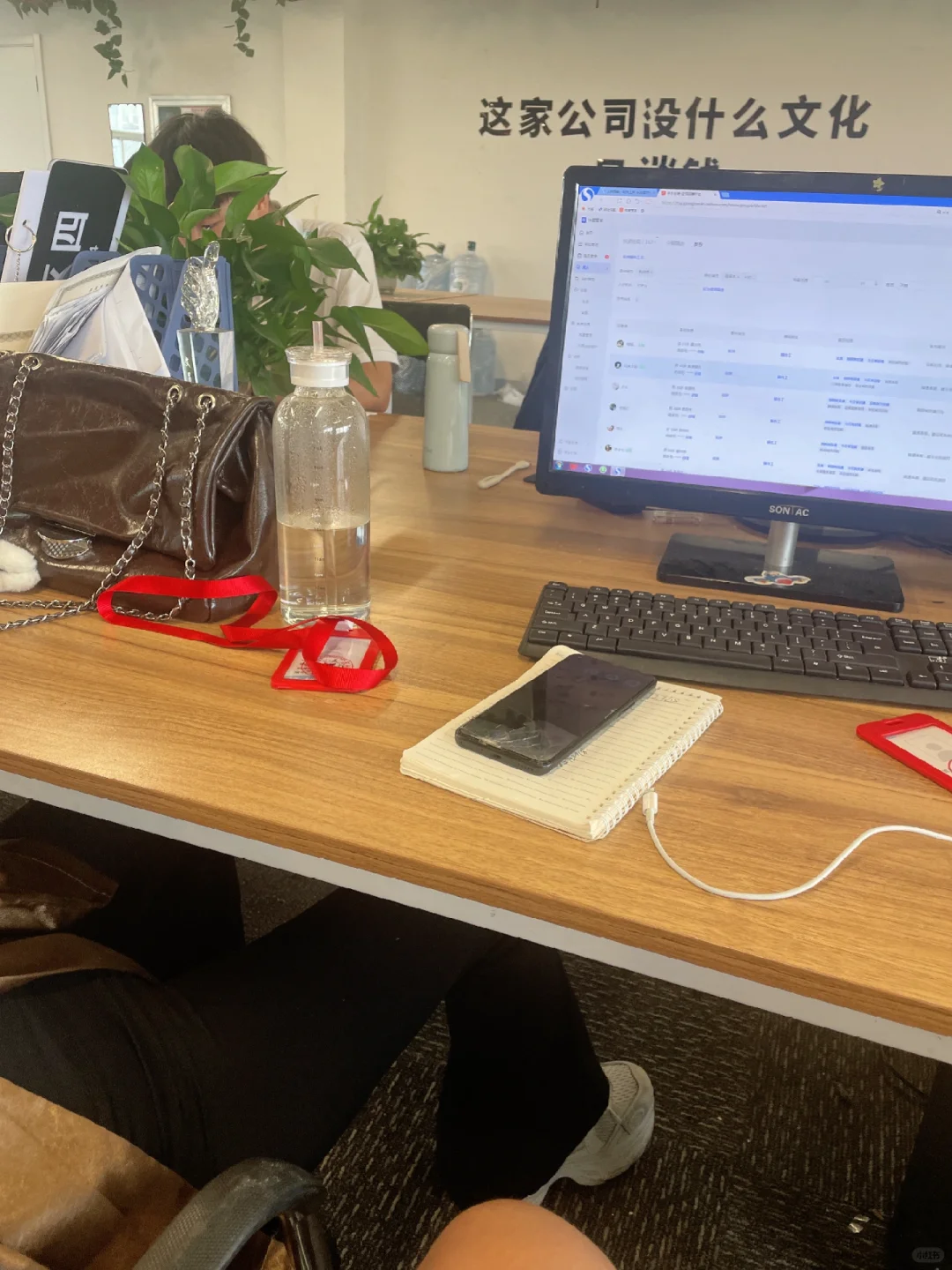 我在杭州，很缺人