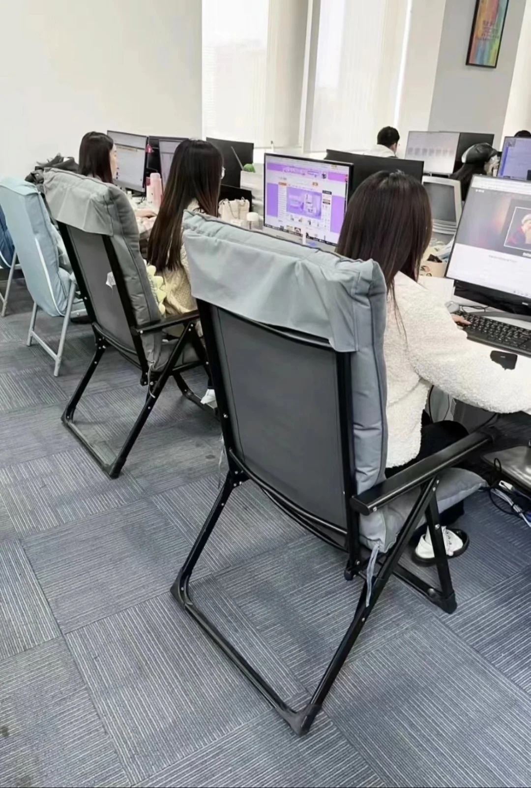 郑州文员月入8000