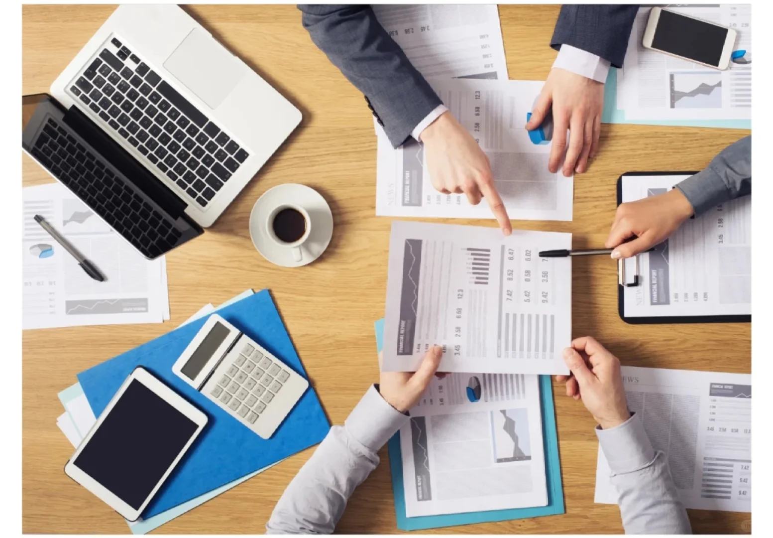 公司招助理！！