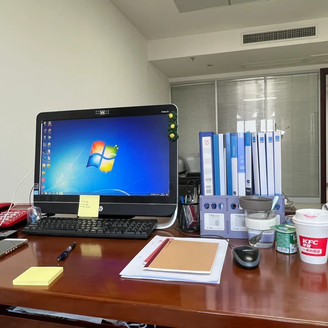 不是，应届生找国企工作，根本用的不是BOSS