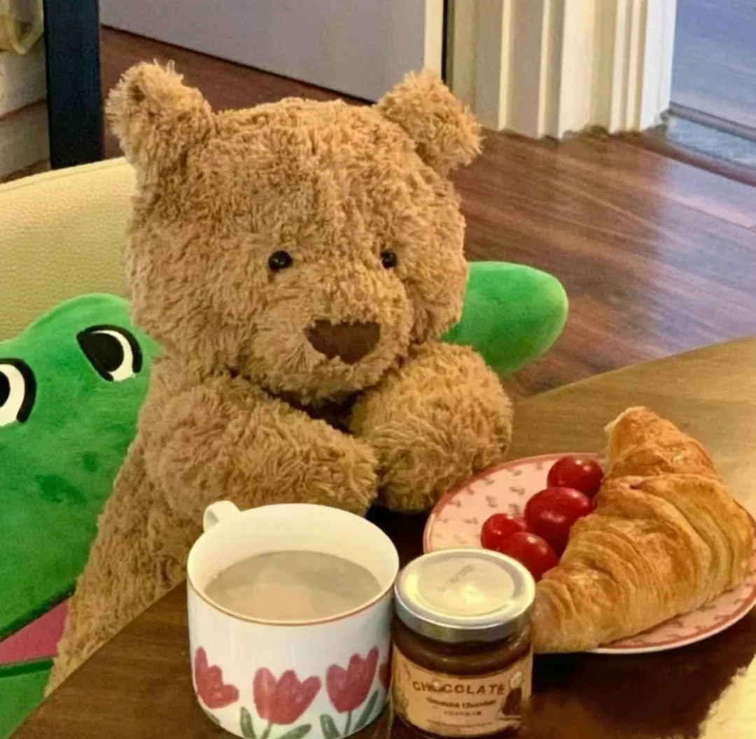 双休包吃住客服岗位